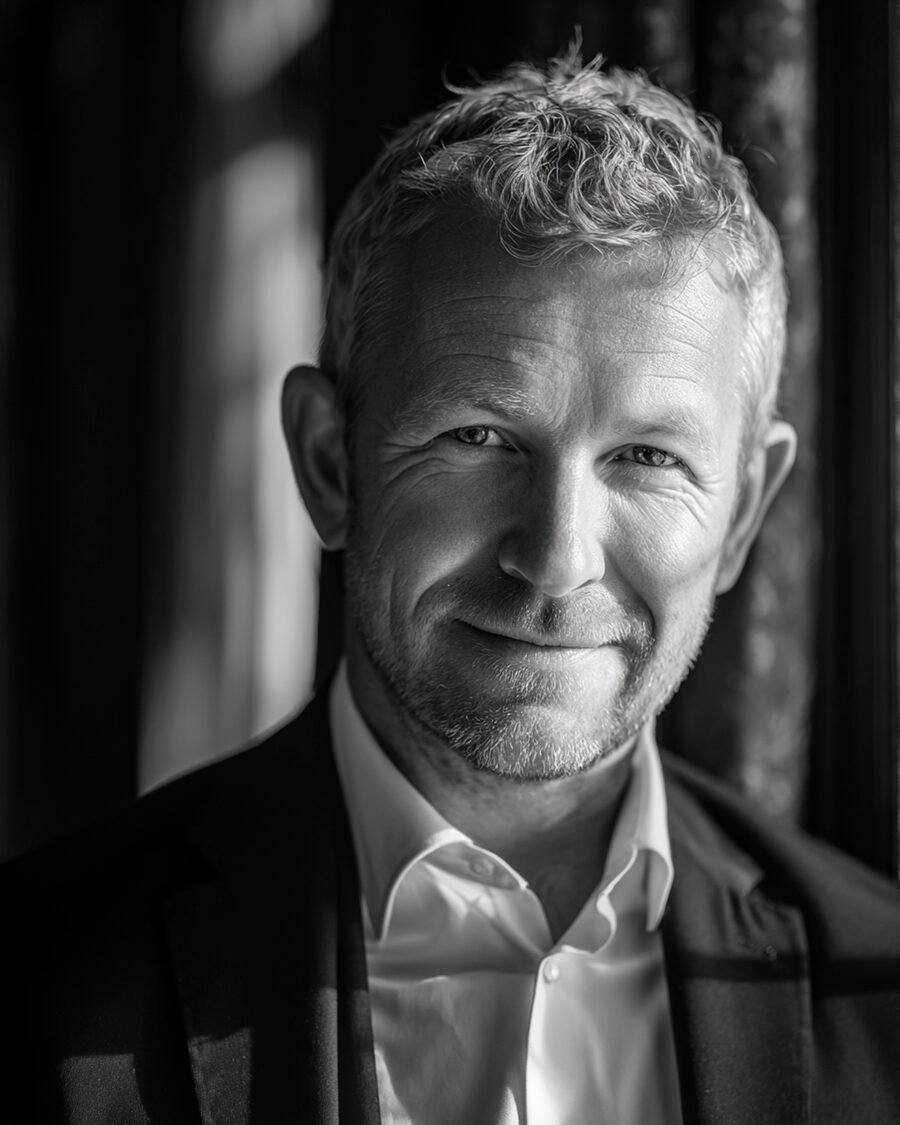 Erik Dahl